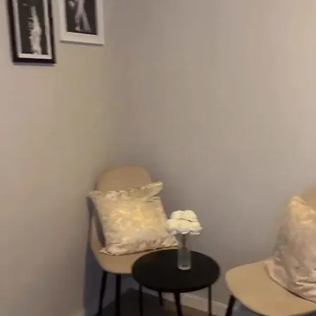 Studio Apartment *